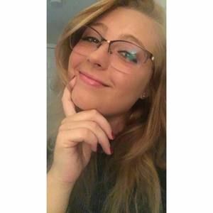 Meet your Posher, Alaynia